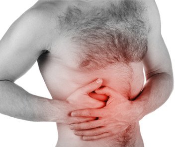 Сильно болит правый бок отдает в спину