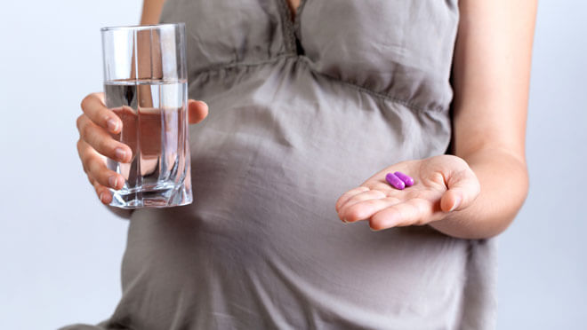 Какие лекарства можно принимать беременным если болят десны