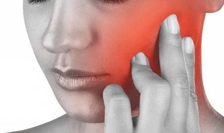 Болит челюсть щека голова