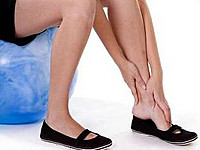 болят суставы ног