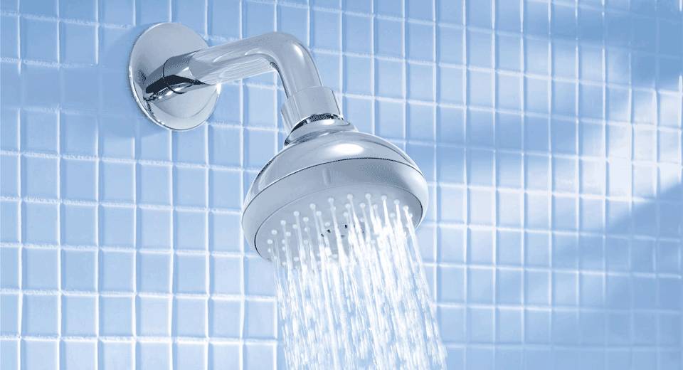 Принять душ или ванну