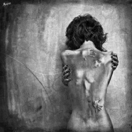 Психосоматика. Спина — место, куда мы помещаем все, на что у нас нет желания смотреть. Фото