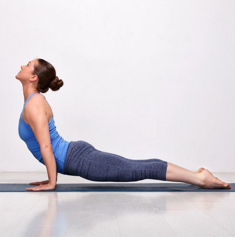 Простые растяжки при боли в пояснице Простые растяжки при боли в пояснице